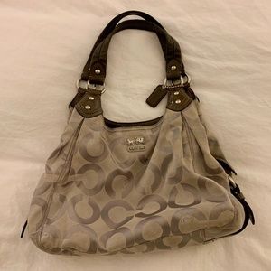 Coach Purse l Gently Used l Silver & Gray Hobo